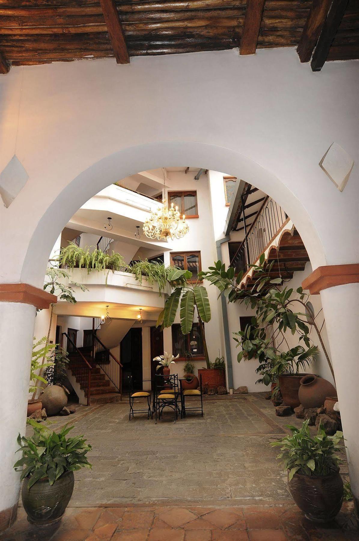 Hostal Recoleta Sur Sucre Luaran gambar